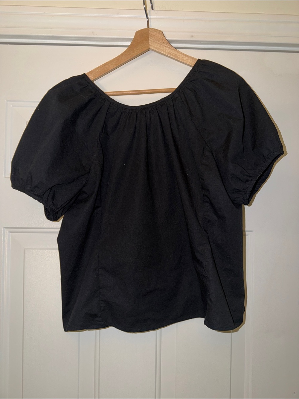 J. Crew Black Puff-Sleeve Deep-V back Top. Sz 16 Minimalist